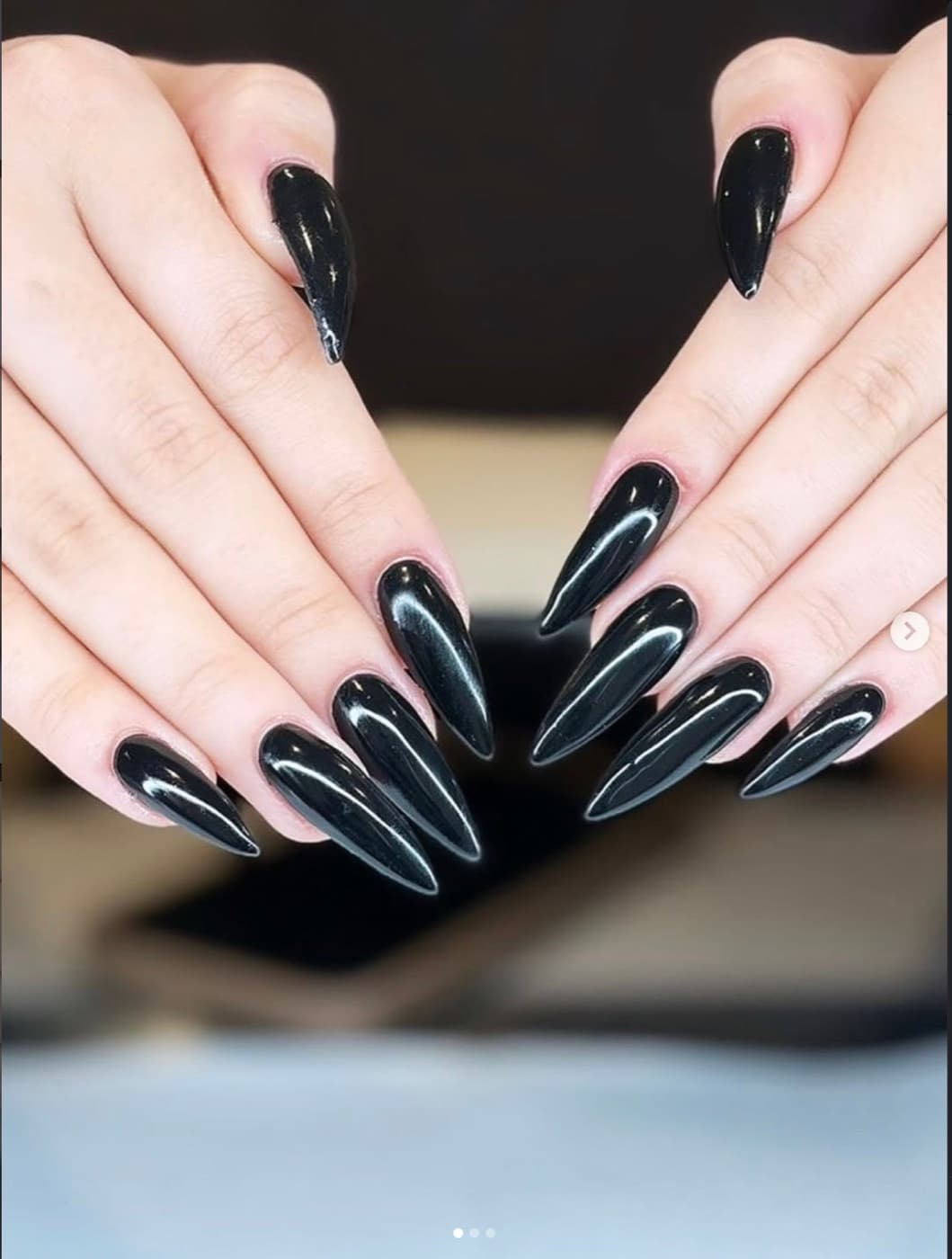 Noir glossy